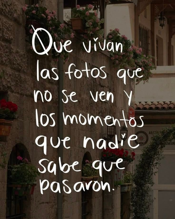 tuitsyalgomas's tweet image. 🤫