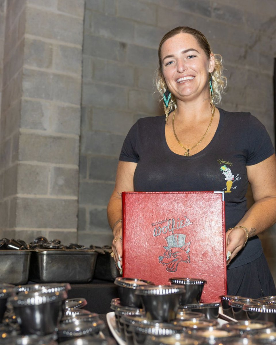 🍷✨ Thank you to everyone who made the Sarasota Opera Food &amp; Wine Festival a success!
Great food, great music, and even better company.
#SarasotaOpera #FoodAndWineFestival #ThankYou