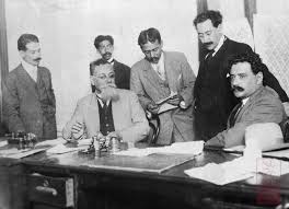 COBAEDoficial's tweet photo. 1914.  Inician las sesiones de la  Junta Revolucionaria convocada por Venustiano Carranza, en la Ciudad de México.
#SomosCOBAED #EducamosconValor #COBAED_Renace https://t.co/yaYQCWmXdv