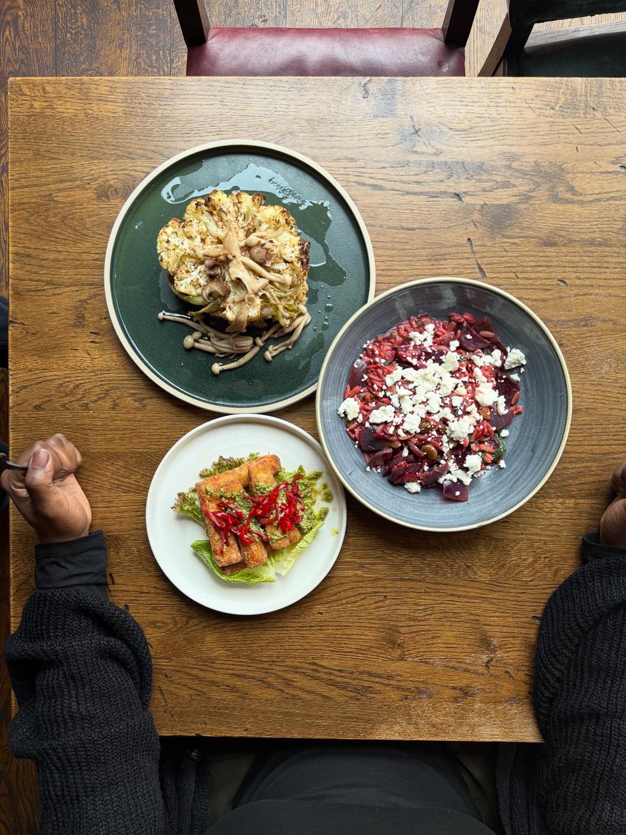 Richard 1st tweet media