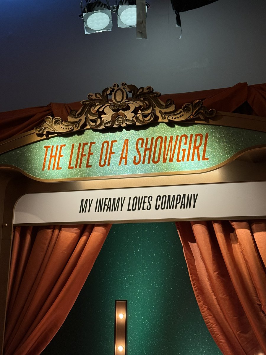 CatiesVersion's tweet photo. MY INFAMY LOVES COMPANY #TStheLifeOfAShowgirl https://t.co/r3uqx7NgDb
