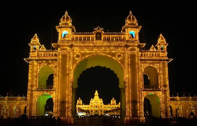 veerrathod07's tweet photo. "A Royal Symphony in Lights – The Glorious Gateway to Mysore Palace Illuminated in Majestic Splendor"
#HappyDussehra https://t.co/Ea4j90gnEC