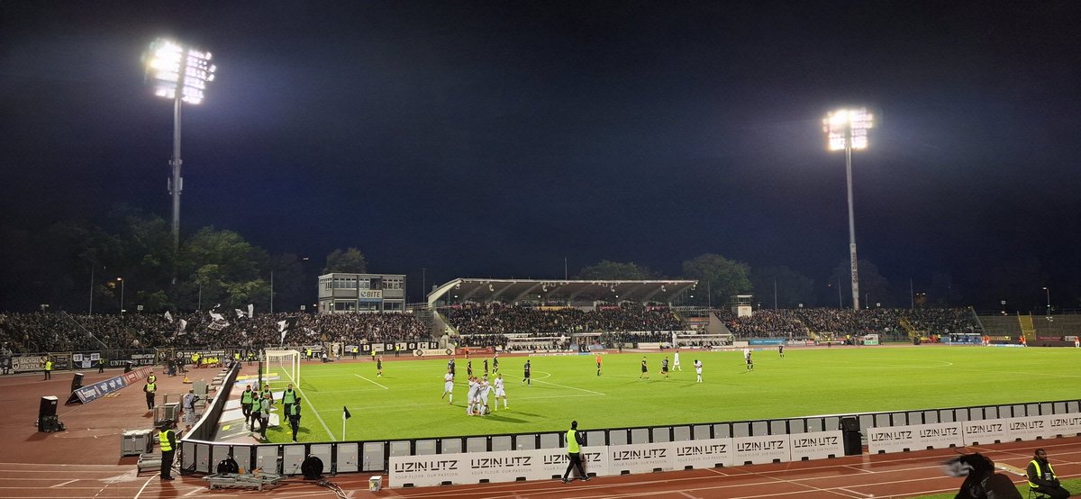 🗓️  01/10/202
🕰  19:00
⚽️  Schwimm- und Sportverein Ulm 1846 Fußball e.V. -  1. Fußball-Club Schweinfurt 05 e.V. Verein für Leibesübungen 5-1 
📍  Ulm 
🏟  Donaustadion
🎟️  €32
🏆  3.Liga 
👥️  8552
📊  12/20