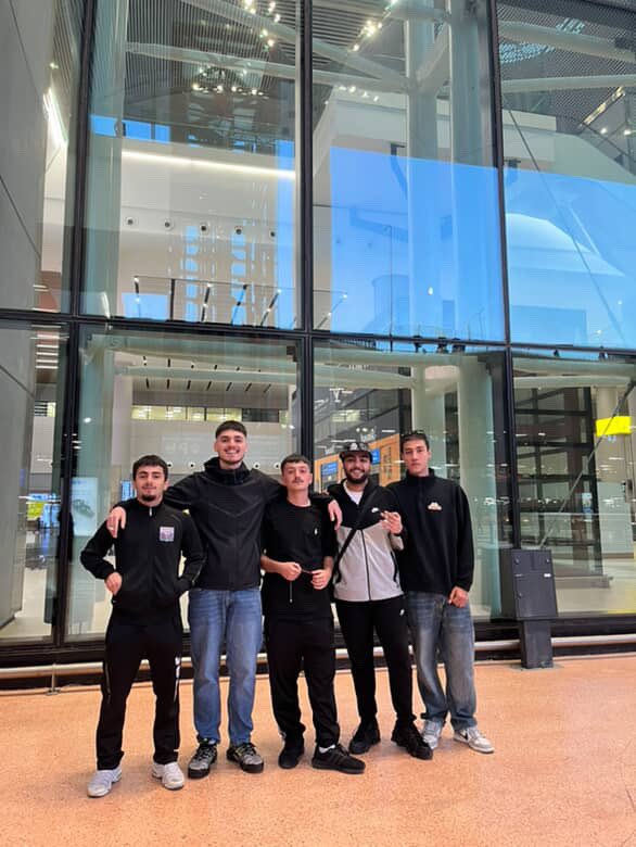 bize yasamayi unutturdular aq 48 saatlik ozgur merhaba