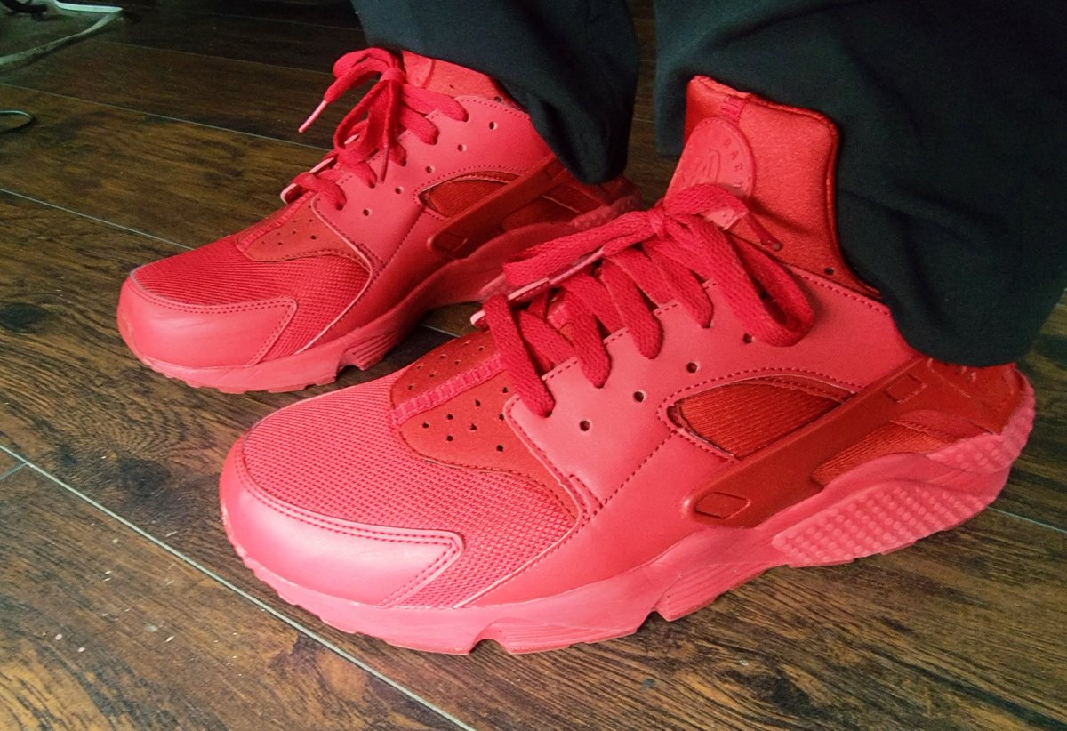 Rush_nerd's tweet image. Guess who just picked up the Kojima shoes?!