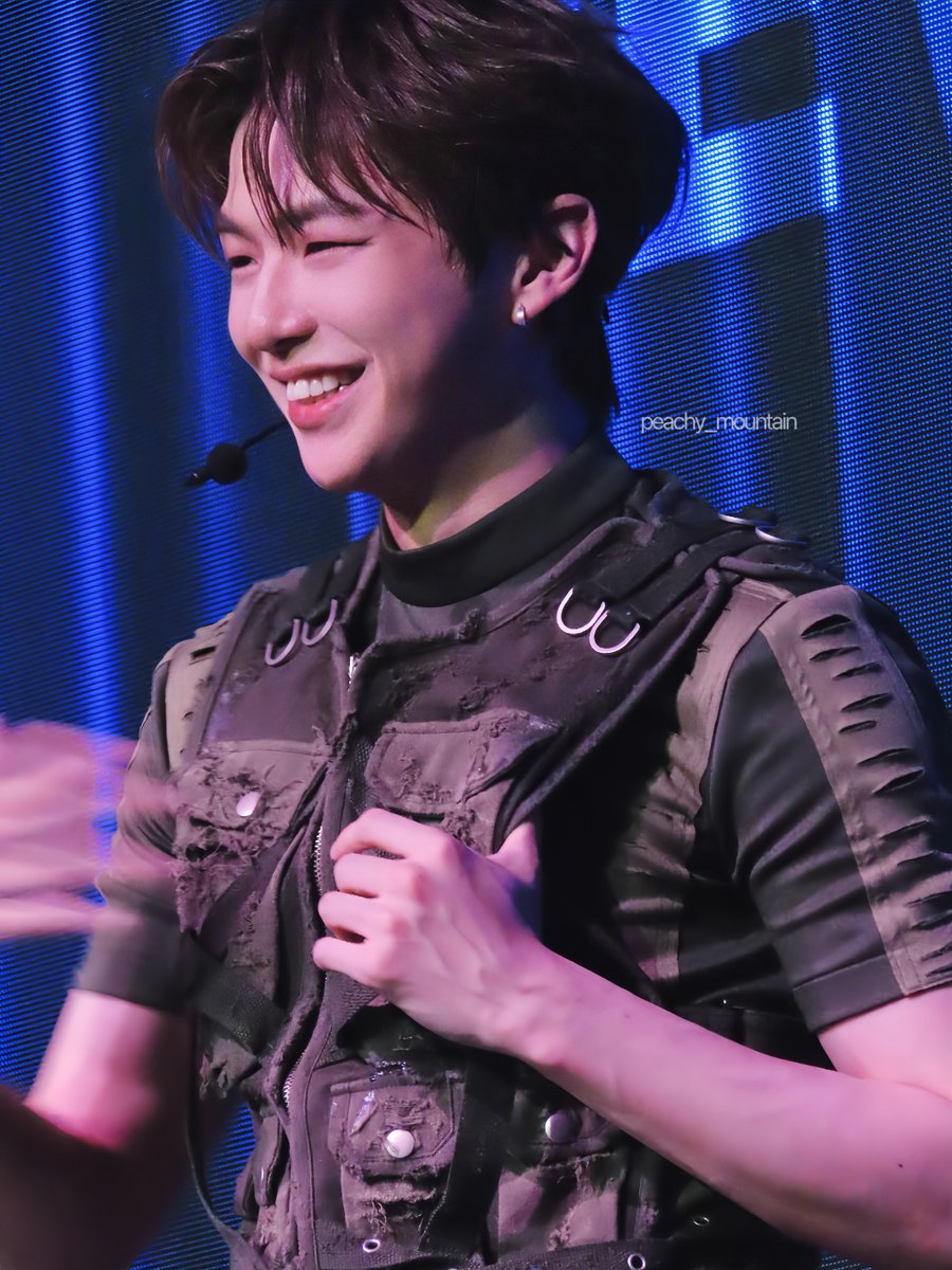 peachy_mountain's tweet image. La sonrisa más hermosa de todo el universo es de Kang Daniel😭🩷

#ACT_NEW_EPISODE_MEXICO
#KANGDANIEL_IN_MEXICO
#MEXICOLOVESDANIEL