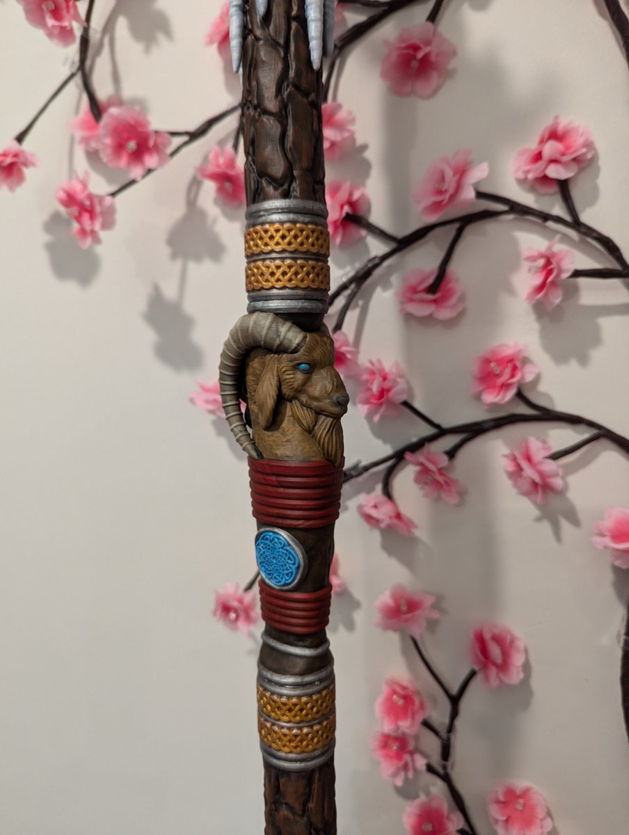 SafeforTableTop's tweet photo. Finished Staff! This was made for a DnD character I played in Icewind Dale! The top is transparent so light can shine through! Everything is hand painted and 3D printed, what do you think? 🤩🪄❄️

#cosplay #DnD #Wizards #Cleric #tryingsomethingnew #handpainted #3DPrinting #art https://t.co/79mLBk8uID