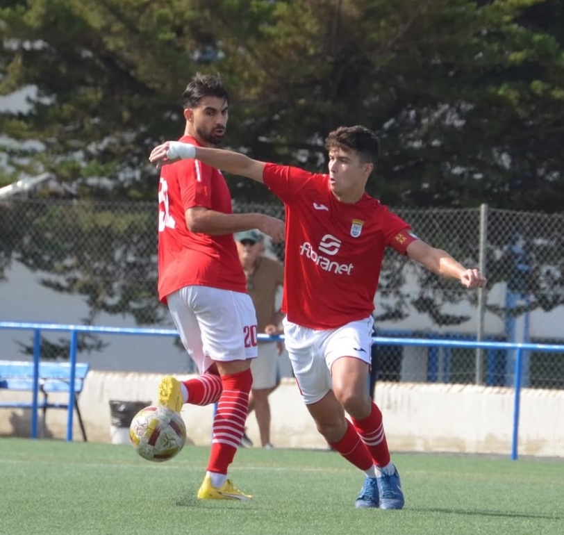 Preferente Autonómica

La sociedad Seko - Fenoll dará muchas alegrías a la parroquia del <a href="/AbaranCFoficial/">AbaranCF</a> 
El punta (que luce nuevo look) no estrenó su casillero aún, mientras que el interior anotó 1 tanto hasta la fecha