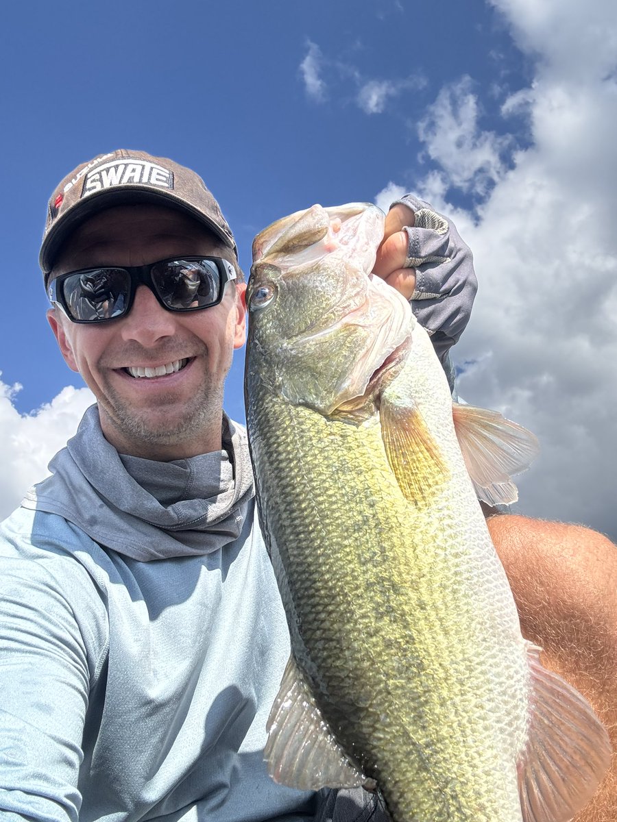 Practice for the Bassmaster EQ at Wheeler Lake has been a little stingy to say the least but excited to see what we can do tomorrow! Just gotta make the right moves and make something happen! 👊🏼