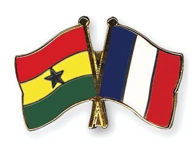 Intelligency225's tweet image. #Ghana 🇬🇭 #France 🇨🇵 | Since September 30, 2025, the French amphibious helicopter carrier Tonnerre has been docked at the Port of #Tema for four days. During this period, joint exercises with the Ghana Navy will take place.