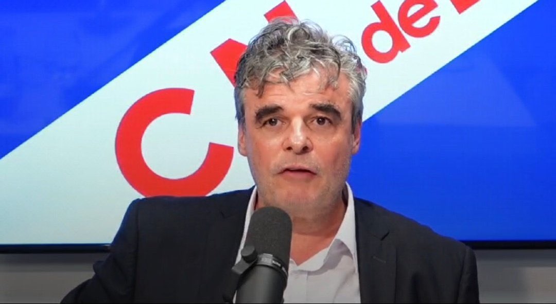 ▶️ #EstoEsFútbol

“Tuvimos una victoria política en la AUF. Peñarol quedó aislado y fue a hacer un papel triste”.

“Nacional por unanimidad respaldó al Ejecutivo de la AUF y vi a un Peñarol dividido, votando 5-4. No veo que los problemas estén en 8 de Octubre”.

Javier Gomensoro