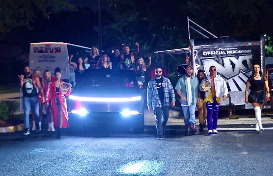 Roman Reigns returns. Cody &amp; Rollins face off. NXT Invasion teams revealed. AEW Dynamite turns 6.🔥

📺 Catch a new episode of The Wrestling Junkies Podcast LIVE tonight at 7pm EST!