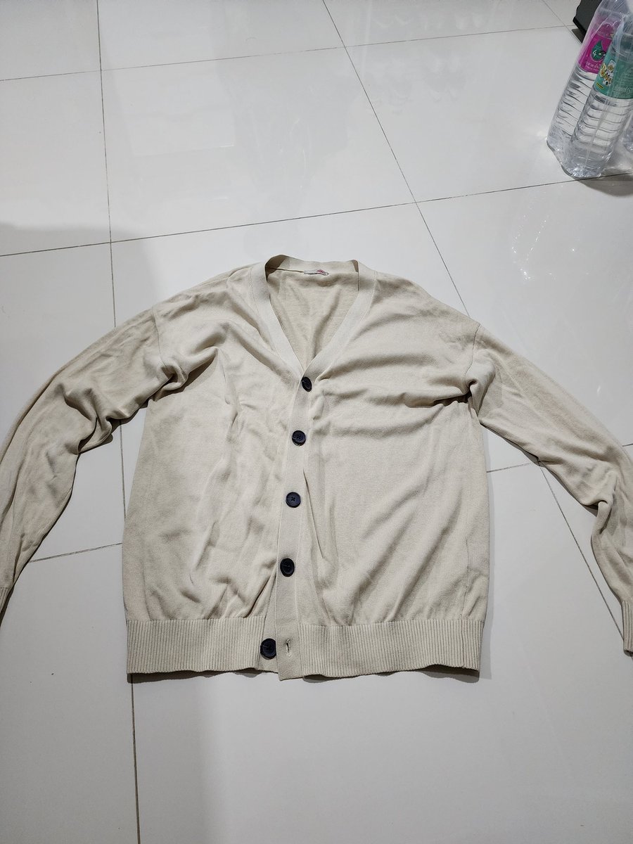 JibPy0602's tweet photo. ส่งต่อเสื้อผ้ามือ 2 สนใจDM มาได้ค่ะ
#ส่งต่���เสื้อผ้า #ส่งต่อเสื้อผ้ามือ2 #ส่งต่อเสื้อผ้ามือสองสภาพดี #ส่งต่อเสื้อผ้าy2k #ตลาดนัดมือสอง https://t.co/OsPh2p5lm7