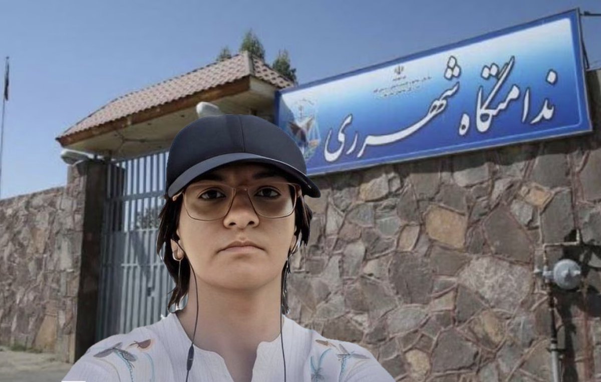 سی نفر از زندانیان سیاسی بند هفت مردان زندان اوین در بیانیه ای مشترک به جان باختن سمیه رشیدی به دلیل عدم رسیدگی پزشکی و وضعیت اسفناک زندانیان زن در زندان قرچک اعتراض کردند.

این زندانیان خواستار بازگرداندن زندانیان زن زندان اوین شدند که پس از حمله به این زندان به مکان‌های دیگر از