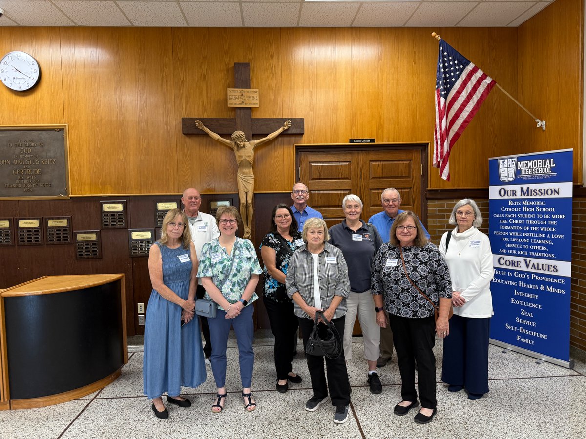 ✨ Today was a special day at Memorial! ✨
We hosted our first-ever Faculty Alumni Day, welcoming back retired faculty and staff to the place they dedicated so much of their lives to. 💙🐯

Our guests joined us for Mass, toured the school, and reconnected with the community they