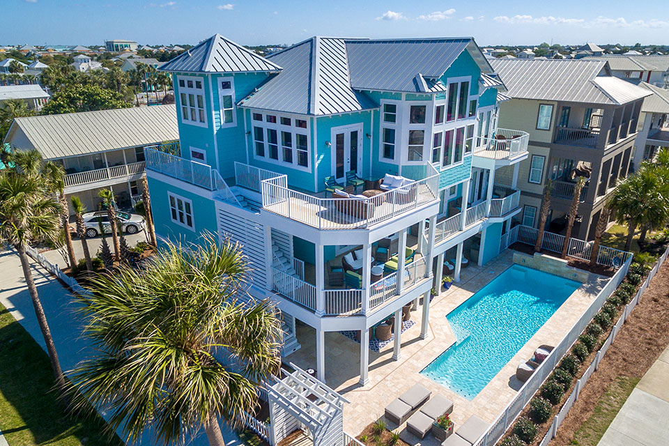 FiveStarDestin's tweet image. 🦃✨ Property of the Week: 
Turquoise by the Gulf 

Thanksgiving at the beach! Sleeps 24, dining for 30, heated pool &amp;amp; porches for fireside nights + Gulf views for your holiday feast.

📍 Crystal Beach, Destin

#HolidayGetaway #DestinFlorida #EmeraldCoast #FamilyBeachTrip