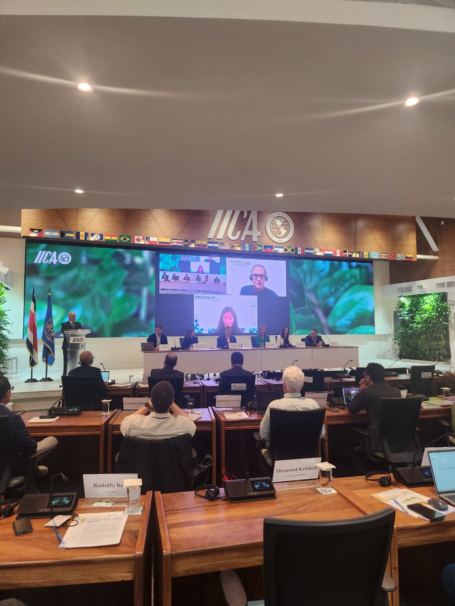 Dimitra_Diego's tweet image. Last week, I had the opportunity to join our friends from IICA at the Digital Agriculture Week. Companies and representatives from various countries came together to discuss how technology can solve problems. $DMTR
@IICAnoticias @dimitratech
