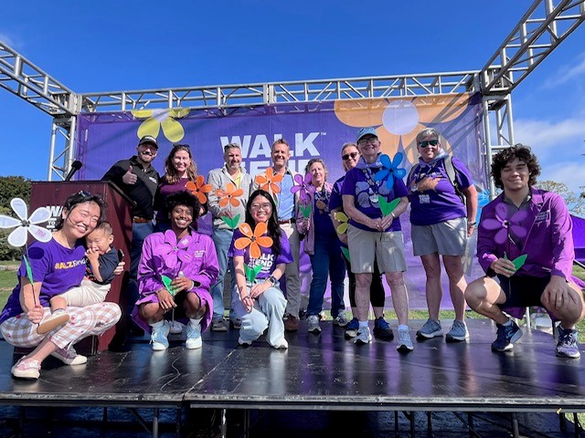 BarclayDamonLLP's tweet image. 💜 Colleagues from our New Haven office participated in the 2025 Walk to End Alzheimer’s at Lighthouse Point in East Haven, Connecticut.

We’re proud to support such an important cause. 🌷✨

#WalkToEndAlz #EndAlz #CommunitySupport #NewHaven #LifeAtBDLLP