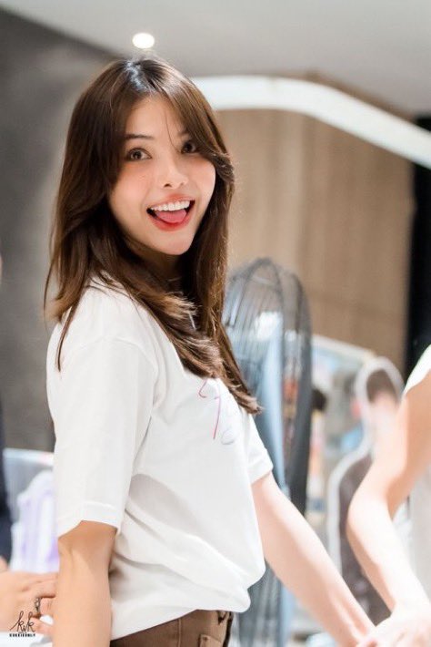 MYXOLOVESTEPHI's tweet photo. ไอ้เด็กแสบแก้มมะเขือเทศ 🍅🤏🏻

#SonyaSaranphat
#LMSY #ลูกหมีซอนญ่า https://t.co/ylVEefPjvr