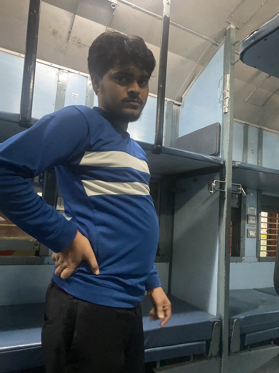 sanjaymorankar's tweet photo. @AshwiniVaishnaw @Central_Railway not sure why in train we don’t get rail nit this from cst today at 9:42 pm platform no 11 train no 11139 and pnr 8238807975 https://t.co/M21fKDHa8H