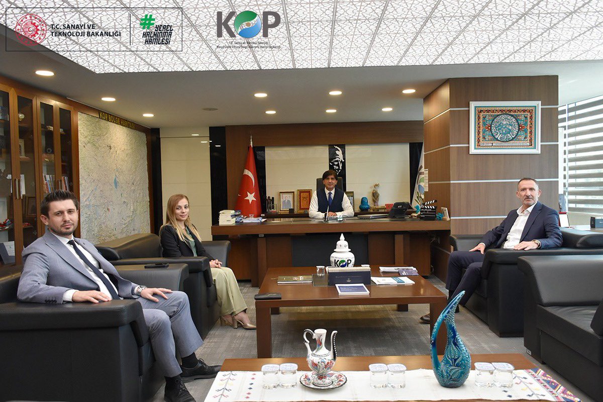 Başkanımız, Niğde Çamardı Belediye Başkanı Sn. Ali Pınar ile Konya Teknokent Yönetim Kurulu Başkanı Prof. Dr. Mustafa Acarer ve Genel Müdür Yardımcıları Canan İyiopruk ile Aykut Alçayır’ı makamında ağırladı.

Görüşmelerde bölgesel kalkınmaya ilişkin fikir alışverişinde bulunuldu.