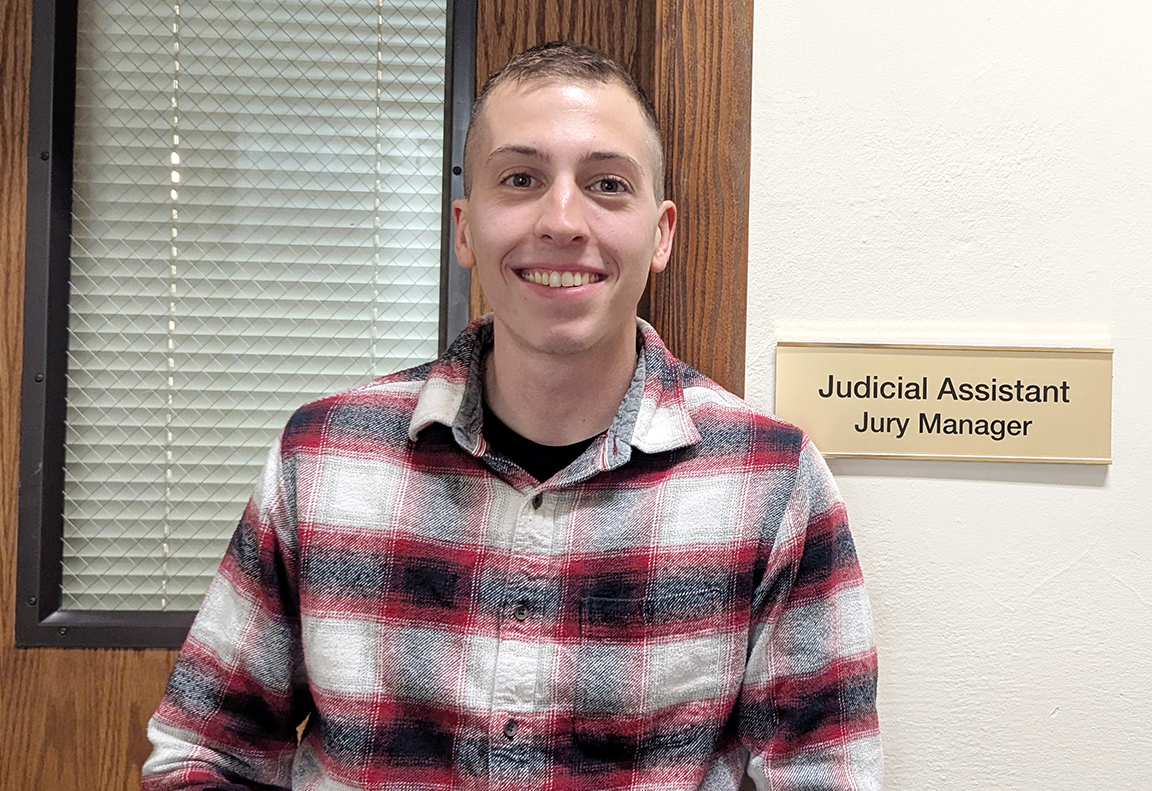 From CWU to community impact — Law and Justice grad Bryson Fico is turning donated books into second chances.

Read More:bit.ly/3JRPQkP
