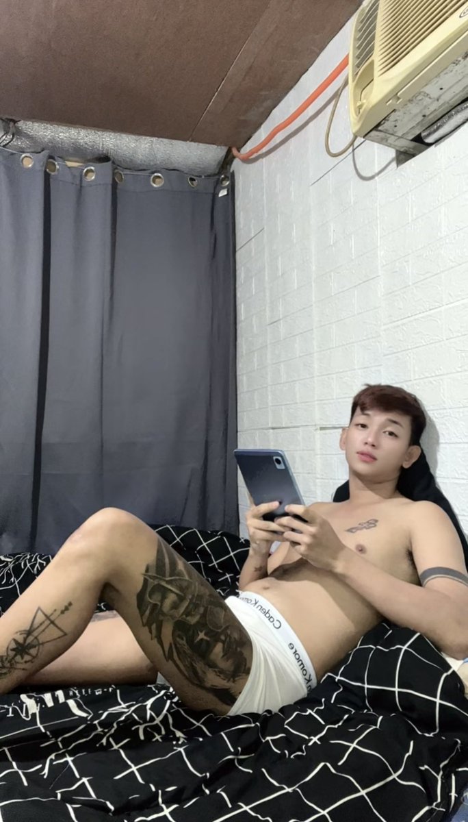 Boy_Sideview's tweet photo. Tara? https://t.co/GuDscm6m2D