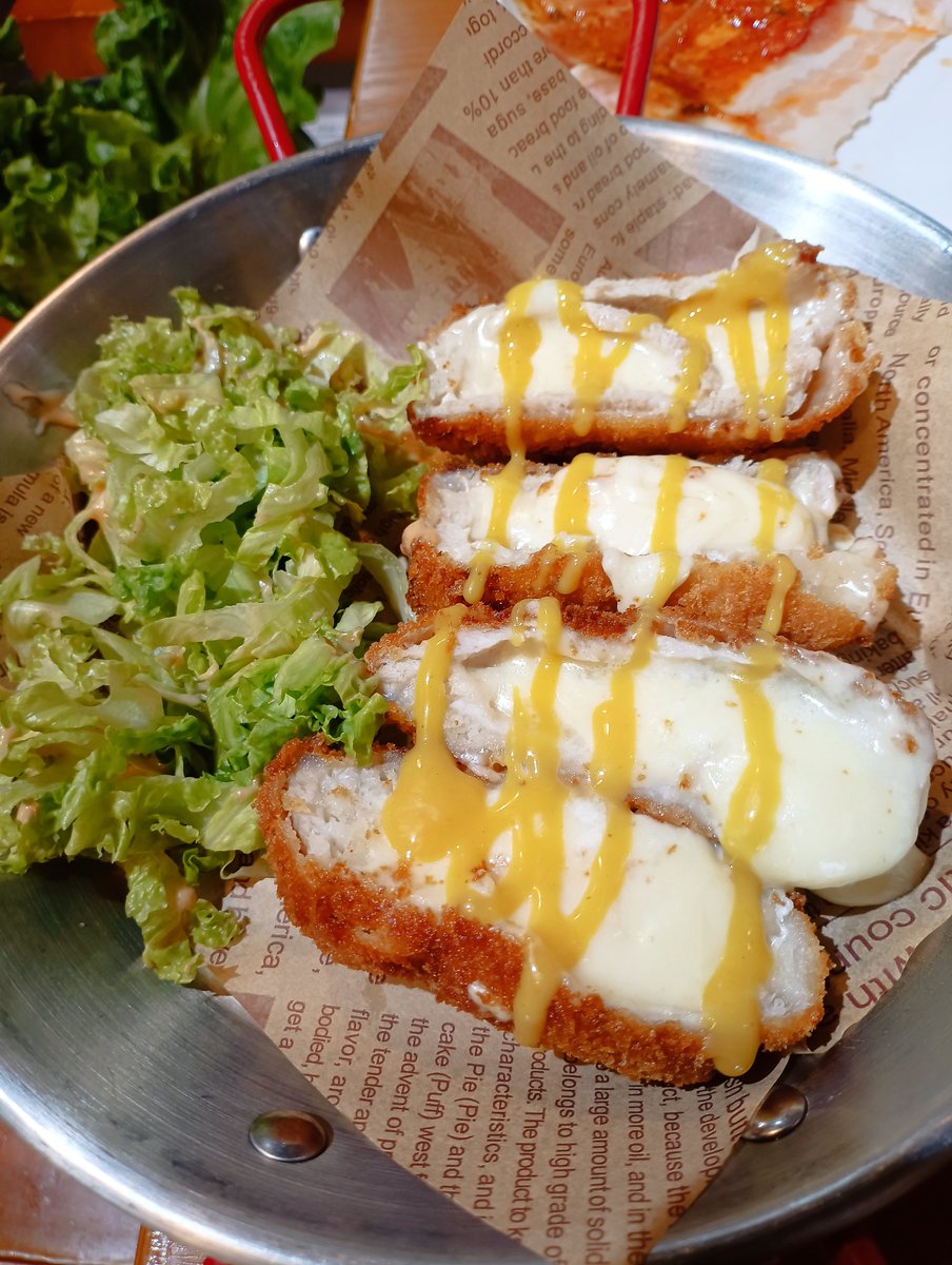 久しぶりに友達と外食した、おやすみ😴