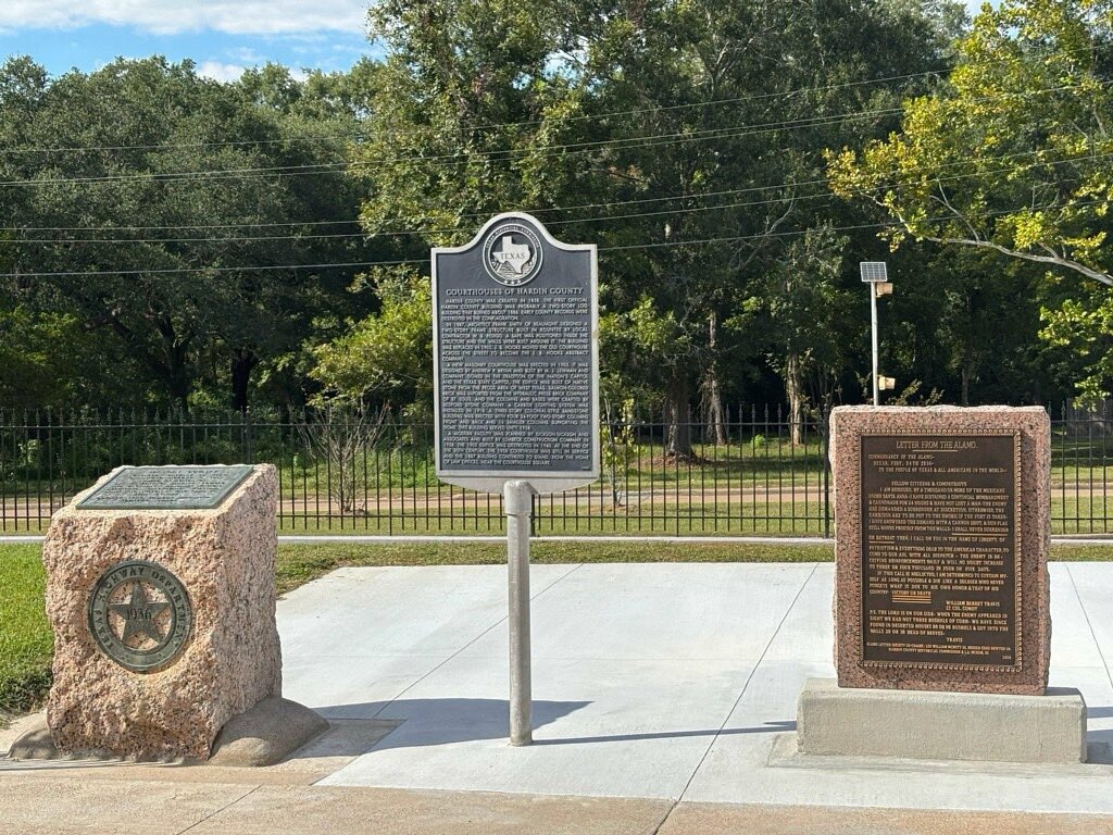 Alamo_Letter's tweet photo. The "Victory or Death" Travis Letter Plaque was officially installed in Hardin County! We are so proud to have the plaque in another beautiful location for Texans to honor all over the Lone Star State! #RememberTheAlamo #HardinCounty #AlamoLetter #Alamo https://t.co/80ZIfmxw6i
