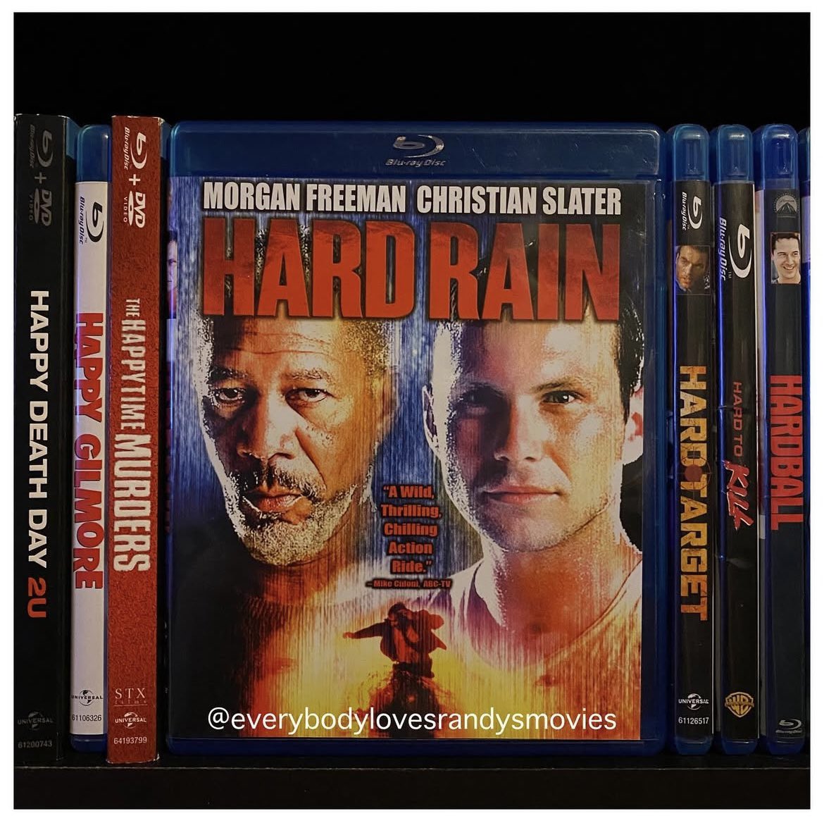 RandysMovies's tweet photo. Movie: #HardRain (1998)

Starring: #ChristianSlater #MorganFreeman #RandyQuaid #MinnieDriver #EdAsner #MichaelGoorjian #DannFlorek #RickyHarris #MarkRolston #BettyWhite

Directed By: #MikaelSalomon

#BluRay 
#MovieNerd 
#MovieCollector
#BluRayCollection 
#MovieCollection 
#MovieBuff
#PhysicalMedia 
#FilmTwitter
