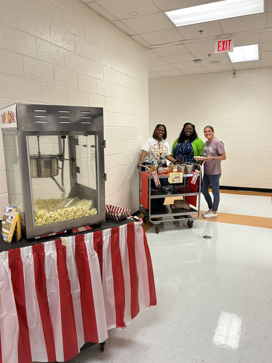 STOKEDTeaching's tweet image. This monthly motivation is POPPIN!!! Thank you, Admin!!! #UnlockPotential #WeAreRacers @RCE_HCS