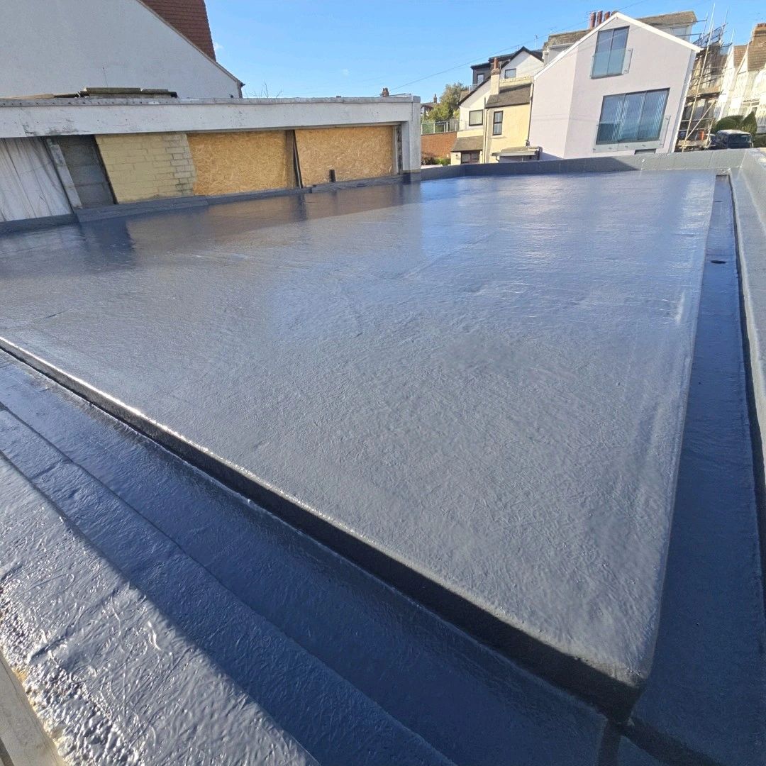 RestecRoofing's tweet photo. Take a look at this stunning Roof of the Month entry by @madflatroofingltd using our ๐๐๐๐ซITEC System๐คฉ
If you want to find out more about our market-leading system, head to our website: https://t.co/to0evQNwxX
#restecroofingsystems #flatroofing #roofing https://t.co/9zLCsXa7OP