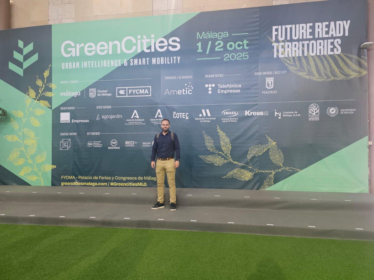 Adestic1's tweet photo. Nuestros socios @deepsense_ia y Kalmas Gestión Empresarial, también presentes en @forogreencities #GreencitiesMLG https://t.co/hHXdQadeXJ