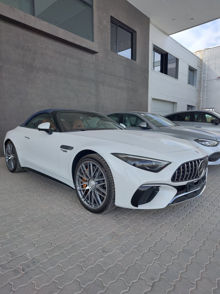 AMG SL 63 S E Performance con 800hp, motor V8 biturbo 4.0 + motor eléctrico