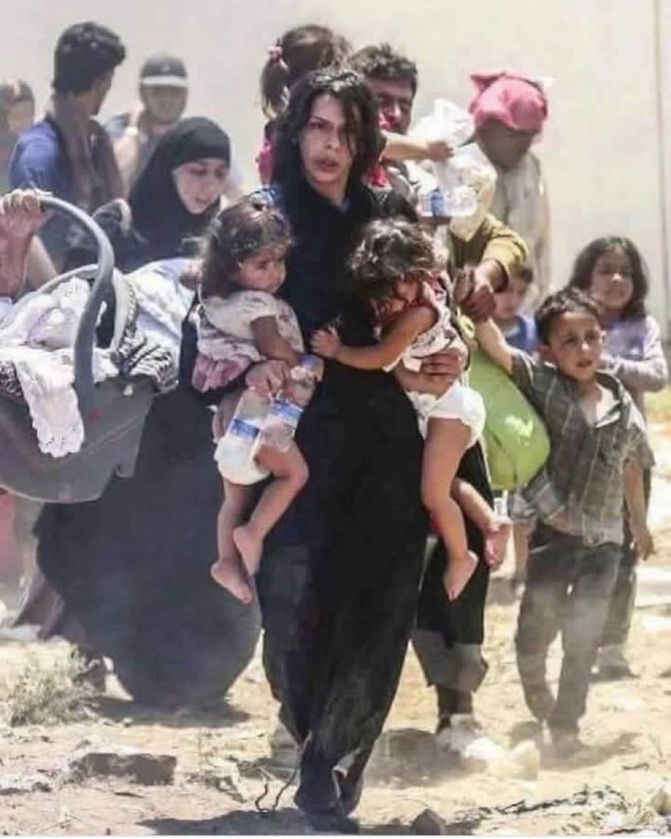 #NAZIsrael 
Rabbimiz EL KAHHAR ismi hürmetine kahr eylesin Siyonistleri.