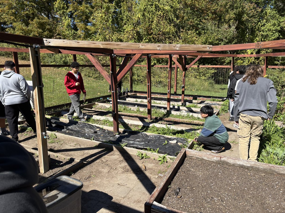 BHS_tradesclass tweet media