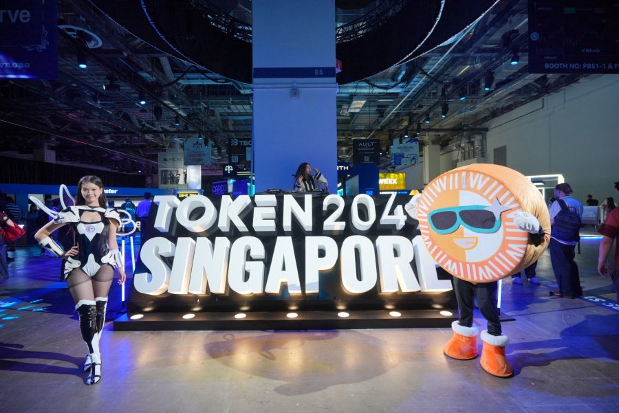 今天坐了孙哥的座驾去 token2049主会场

开始了匆忙的一天

腰子没有少，也没有进集装箱

希望 #tron 越做越好

 <a href="/sunpumpmeme/">SunPump</a> #CatchtheSun