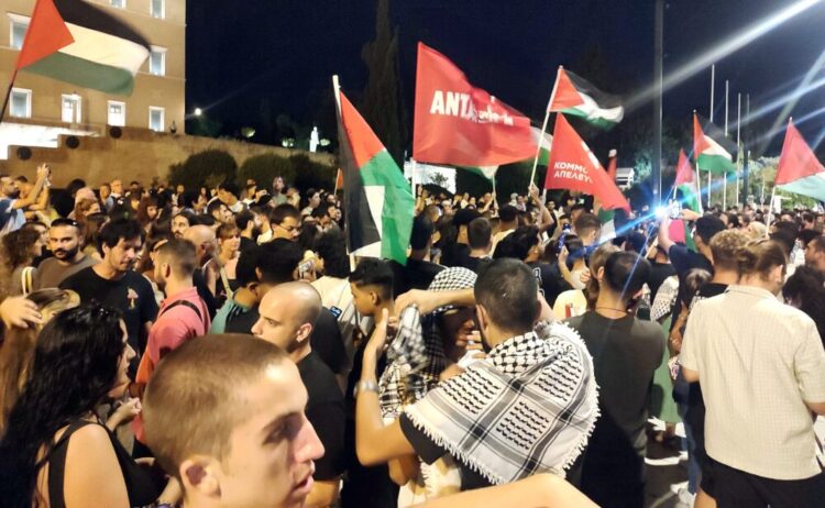 🔴Όχι στους εκβιασμούς Τραμπ - Νετανιάχου!
✅ Κάτω τα χέρια από την παλαιστινιακή Αντίσταση
✅Λευτεριά στην Παλαιστίνη 
✅ Με απεργίες, καταλήψεις και διαδηλώσεις να σπάσουμε τη στήριξη στην γενοκτονία!  
✊🇵🇸
antarsya.gr/node/7080