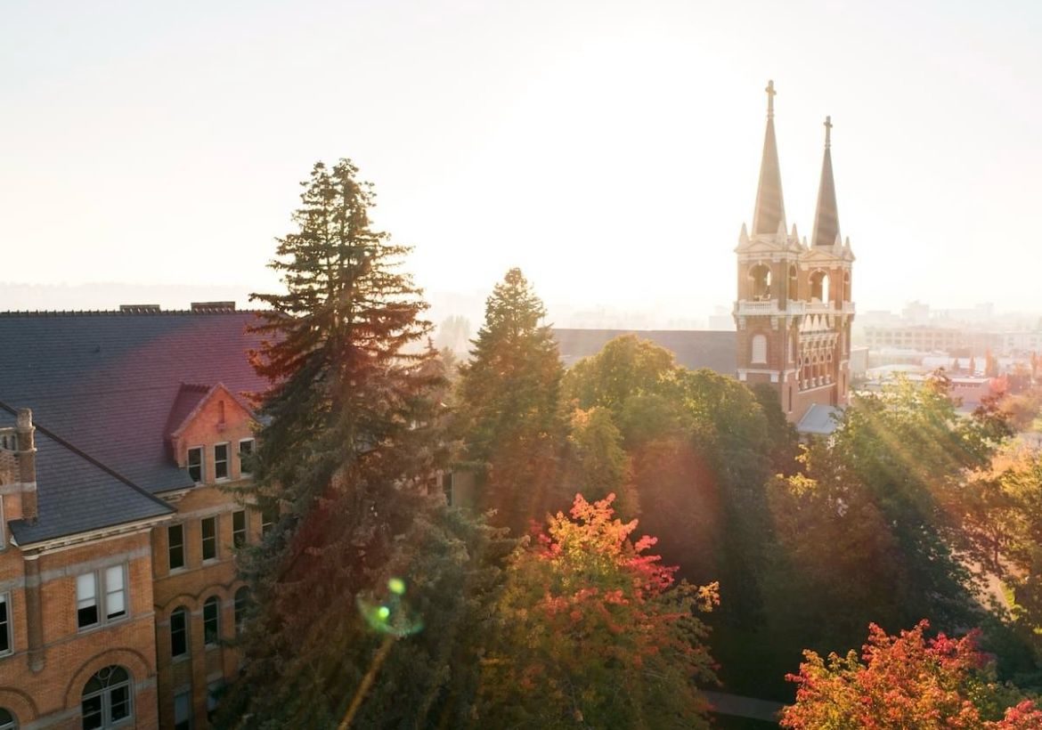 As a 2X Gonzaga graduate, I’m thrilled to support future Zags by offering an Alumni Fee Waiver to two prospective students each year. These can be high school students soon to make their college decisions or transfer students!

Students who receive this waiver are more than twice