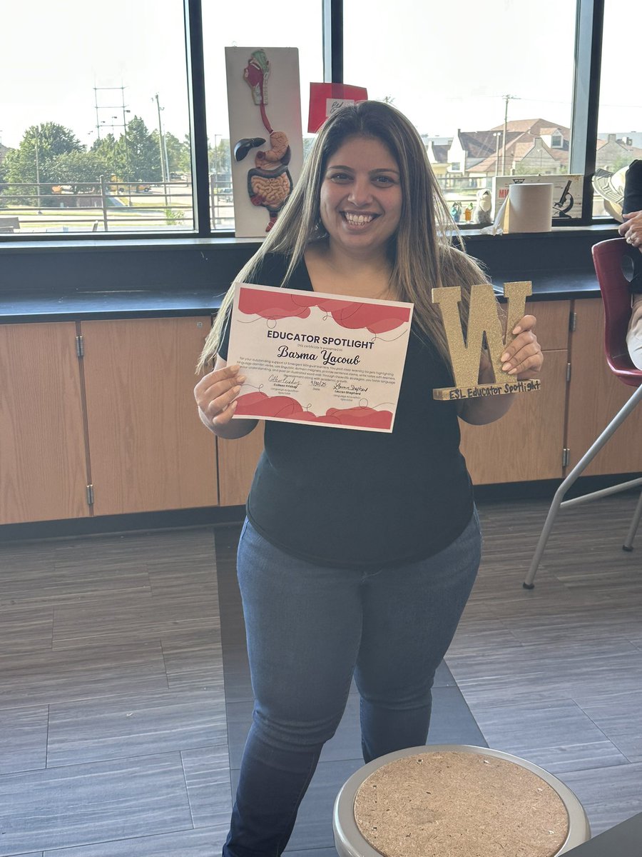 MsLShepherd's tweet image. 🌟 September ESL Educator Spotlights! 🌟 Huge shoutout to Mr. Barinas and @BBYacoub for the incredible work they do supporting our emergent bilingual learners every day. Your dedication and impact shine! @CMSWestWrangler #WestFam @CoppellESLBIL #CoppellESLBIL