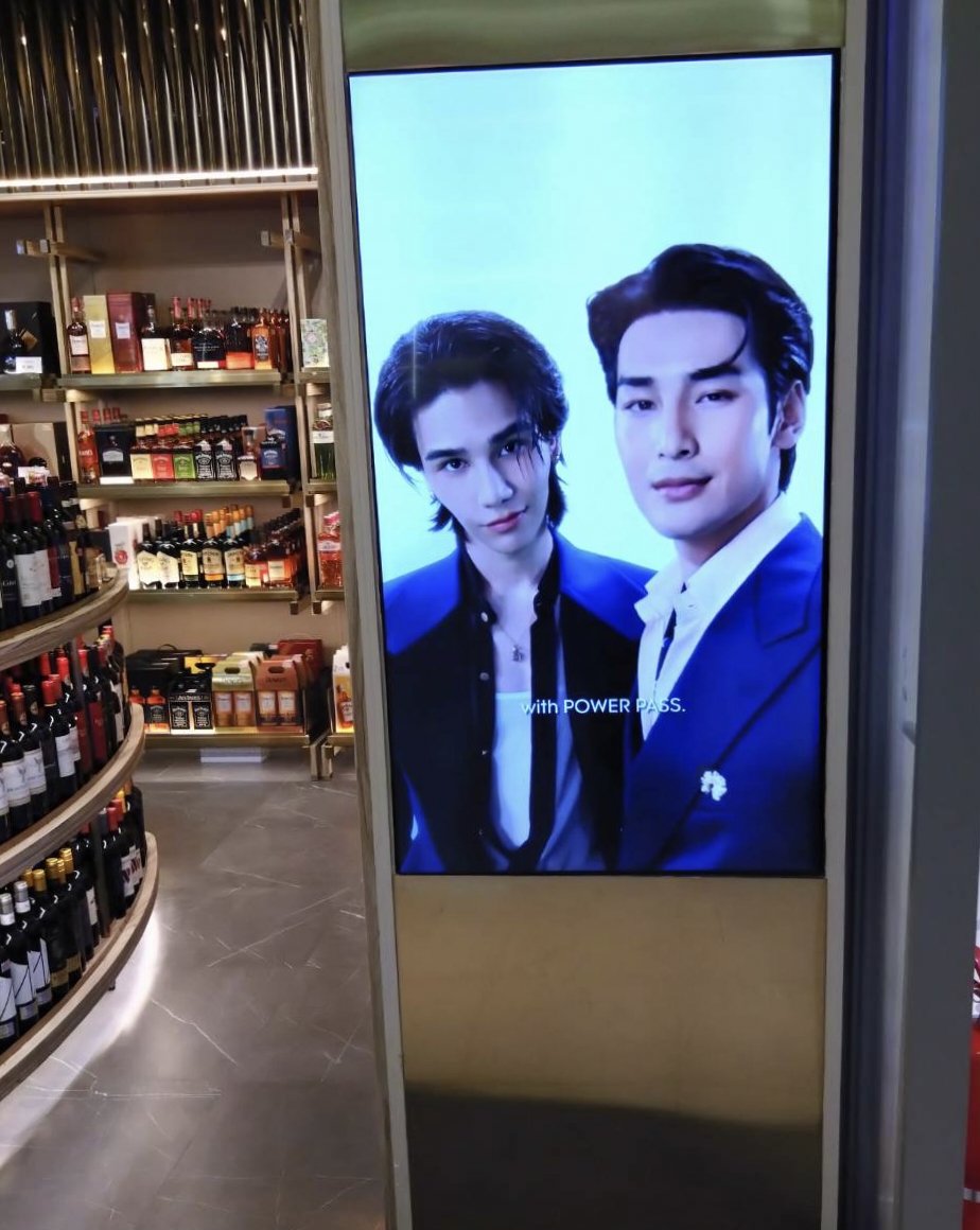 MimiLai14's tweet photo. อาโป...อยู่สนามบิน....

#ThailandPrivilegexApo  #ThailandPrivilegeCard  #ApoNattawin https://t.co/OyMkhR4Er6