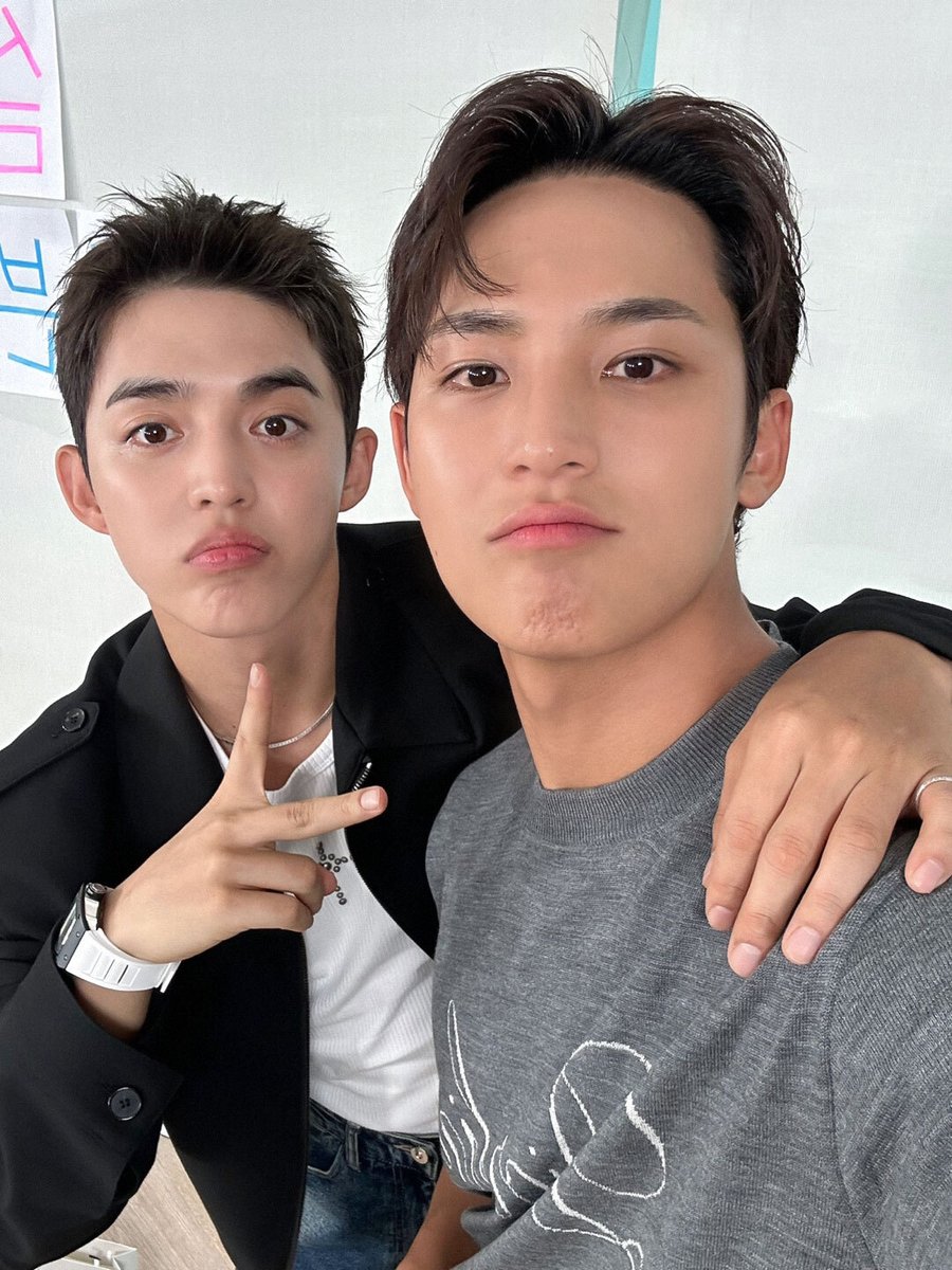 Choi Seungcheol tweet media