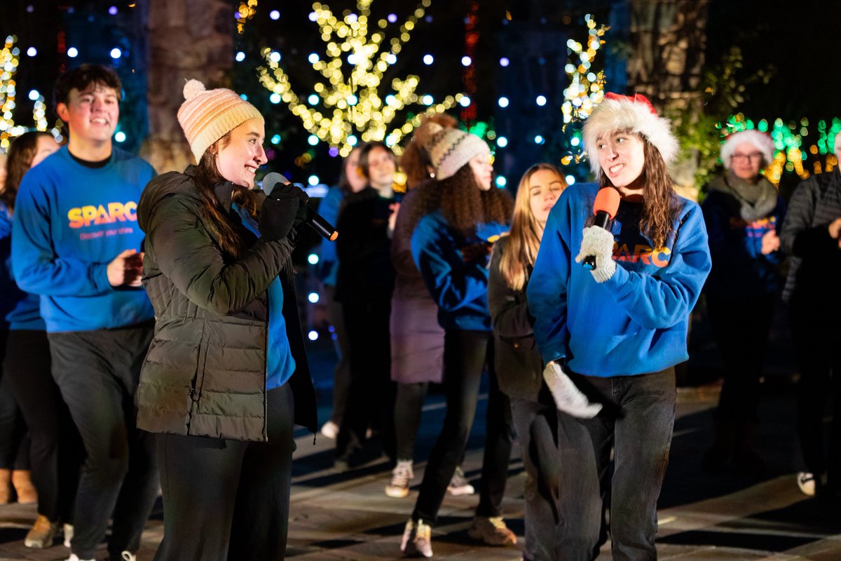 lewisginter's tweet photo. The wait is over! Tickets for Dominion Energy GardenFest of Lights are now on sale. 🎟️🌙

Voted Best Botanical Garden Holiday Lights in the U.S. (USA Today 10Best, 2024 &amp; 2023). Join us rom 11/17/25 to 1/4/26.

https://t.co/8rlL2s8Y0Y

#visitva #rvanews #publicgarden https://t.co/CDLcFhXH0d