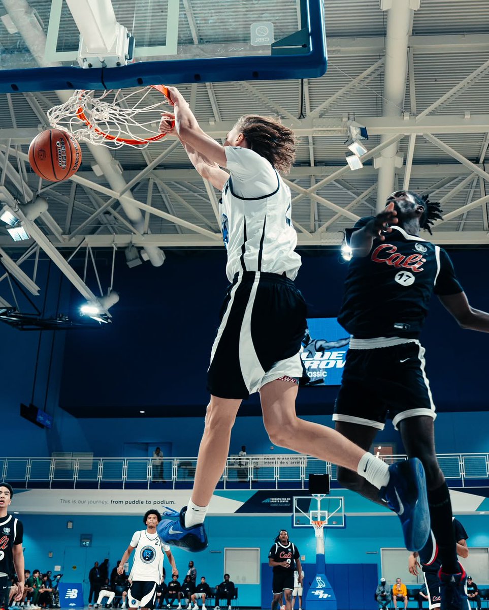 Rodger Bohn (@rodgerbohn) on Twitter photo 6'6 '26 Vaughn Karvala (<a href="/vaughnK2026_/">Vaughn Karvala</a>)was one of elite wings at <a href="/hsfallinvite/">hsfallinvite</a>,showing off full arsenal for CIA <a href="/BellaVistaHoops/">Bella Vista Prep š»</a>. Big time athlete who can shoot it with his feet set and adapts to any system. Trending towards #McDAAG
More on <a href="/Ballislife/">Ballislife.com</a> š
ballislife.com/news/high-scho⦠6'6 '26 Vaughn Karvala (<a href="/vaughnK2026_/">Vaughn Karvala</a>)was one of elite wings at <a href="/hsfallinvite/">hsfallinvite</a>,showing off full arsenal for CIA <a href="/BellaVistaHoops/">Bella Vista Prep š»</a>. Big time athlete who can shoot it with his feet set and adapts to any system. Trending towards #McDAAG
More on <a href="/Ballislife/">Ballislife.com</a> š
ballislife.com/news/high-schoā¦