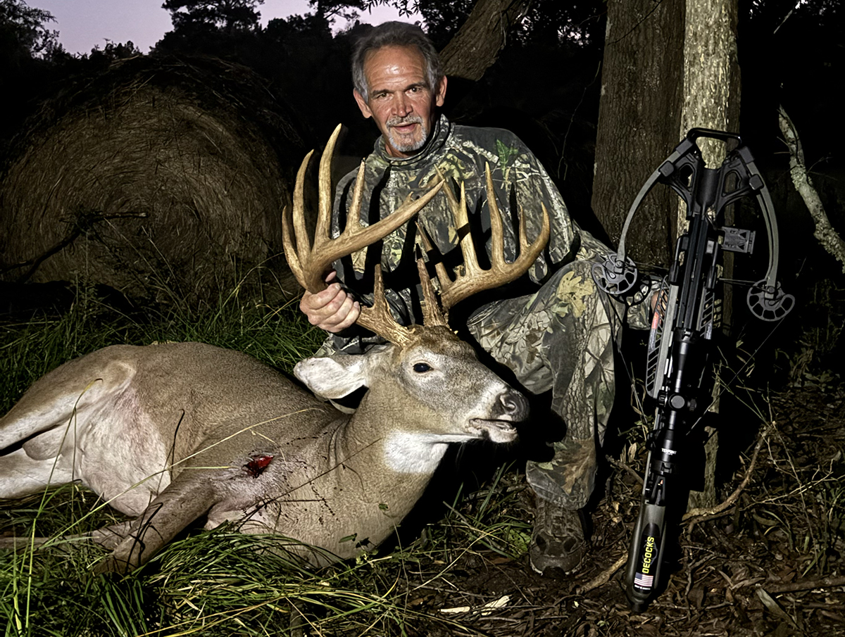 MONSTER buck taken Putnam County! 

Randy McGregor harvested a monarch that could ultimately measure in at 170 inches.

gon.com/hunting/middle…