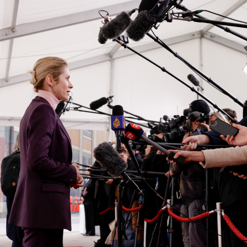 EUCouncil's tweet photo. The EU is committed to safeguard Europe's security.
 
At the informal #EUCO, EU leaders focused on:
📌 Defence: capacity development, support to the Eastern flank and governance
📌 Ukraine: continued EU support, including financing

More ➡️ https://t.co/CBDqgyIRmL
