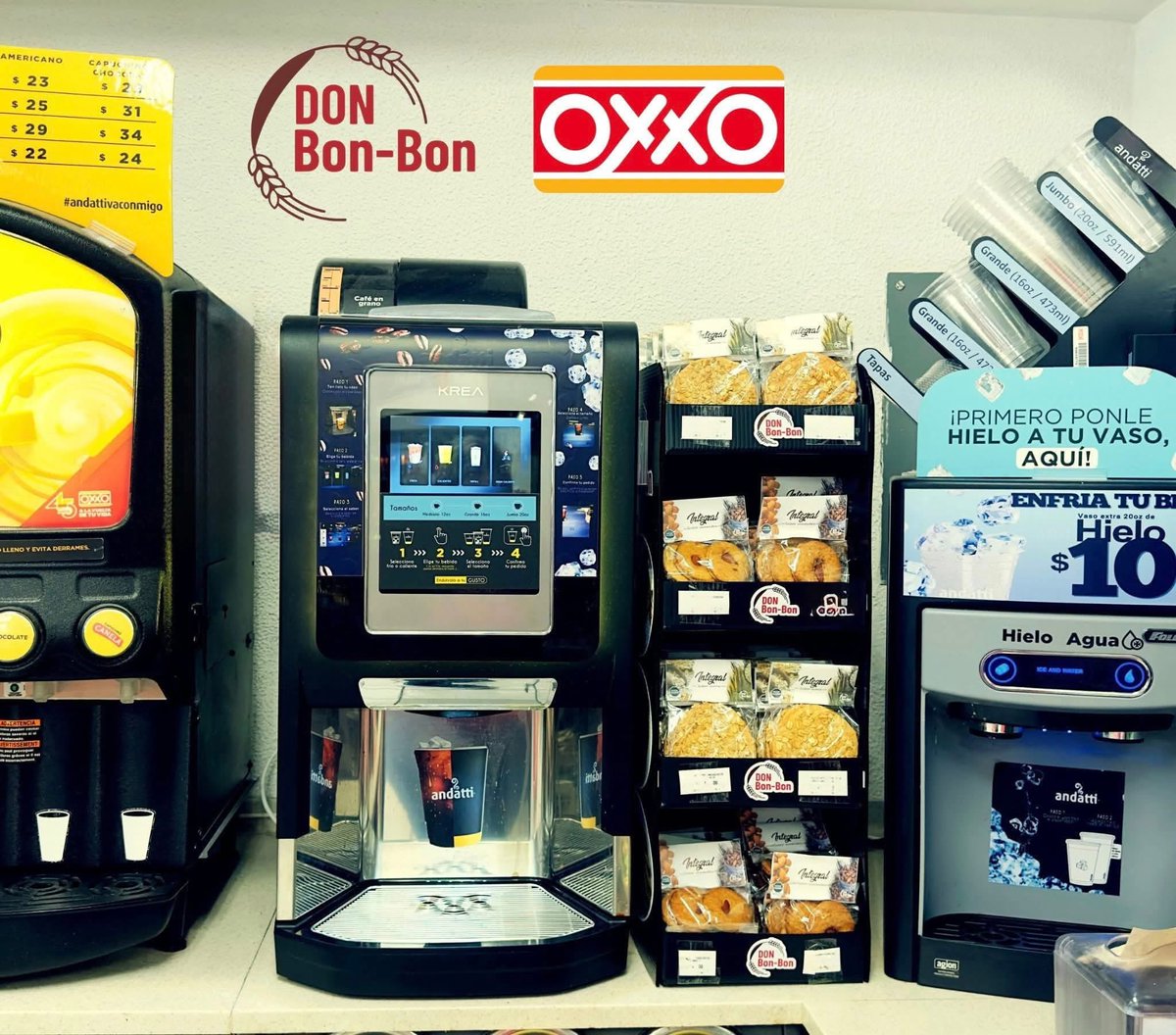 Reporteroszona's tweet photo. ⚠️¡HOY ES EL DÍA!⚠️
☕ ¡CAFÉ GRATIS en todos los OXXOs! ☕
⏰ De 7:00 AM a 12:00 PM
🎉 Celebrando el 20º Aniversario de @andattimx

Y recuerda… un café sin Galletas Don Bon Bon  no sabe igual 🤩🍪 
¡Corre por las tuyas a un super precio!

#DonBonBon #Andatti #cafegratis https://t.co/dU9FucoDzE