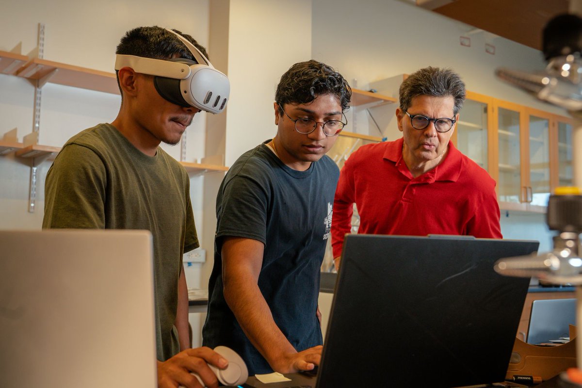 UHEngineering's tweet image. 🌟 We’re thrilled to introduce the AIM² Lab at the University of Houston!
“The AIM² Laboratory is an exciting addition to our aerospace research infrastructure at UH,” said Karolos Grigoriadis
Learn more about how we are shaping the future of aerospace!
egr.uh.edu/news/202509/ae…