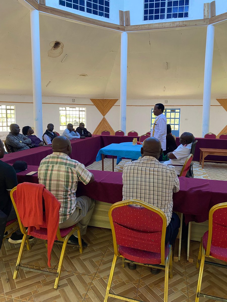 ReubenKigame's tweet photo. A very successful consultative meeting earlier today with community and opinion leaders from Nandi and Vihiga counties. #LipoTumaini #NewKenya #UsoMpya #MwanzoMpya https://t.co/2V8bI60s4c
