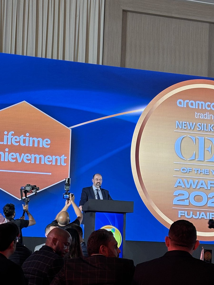 Our very own Dave Ernsberger receiving a lifetime achievement award at the GI Energy Forum Fujairah <a href="/SPGlobal/">S&P Global</a>